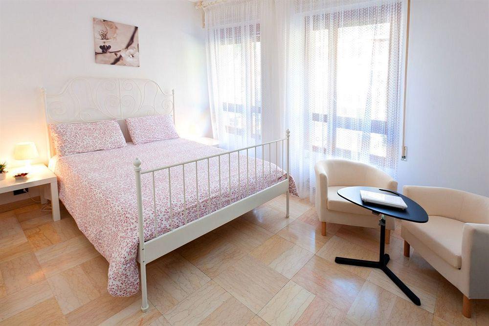 Hotel Provenza Vintimille Extérieur photo