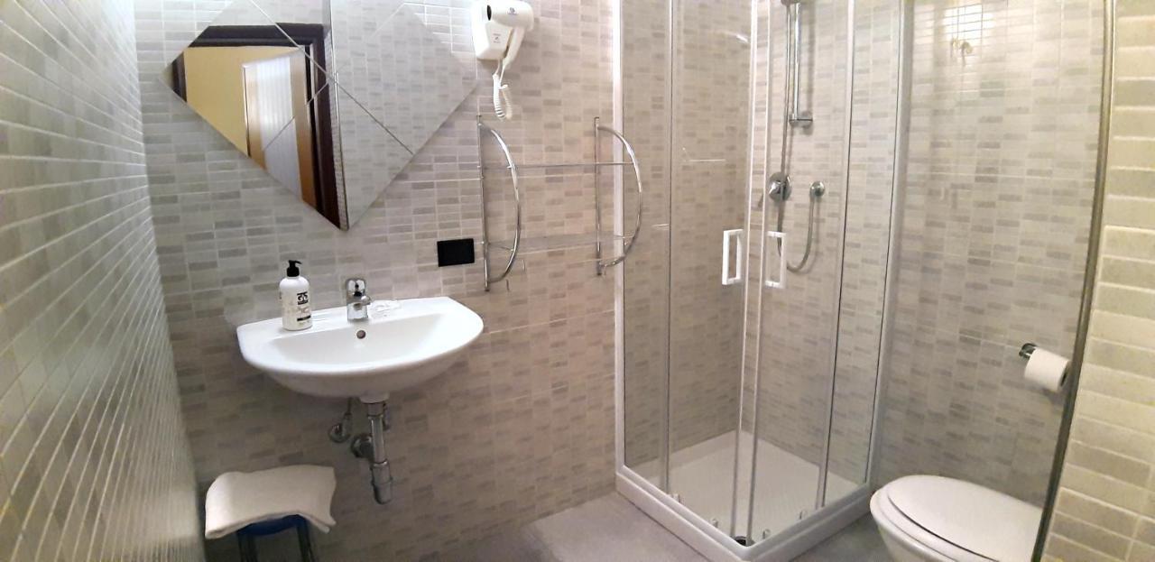 Hotel Provenza Vintimille Extérieur photo