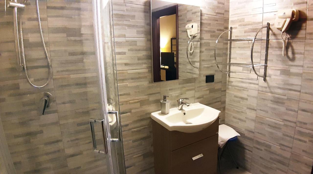 Hotel Provenza Vintimille Extérieur photo